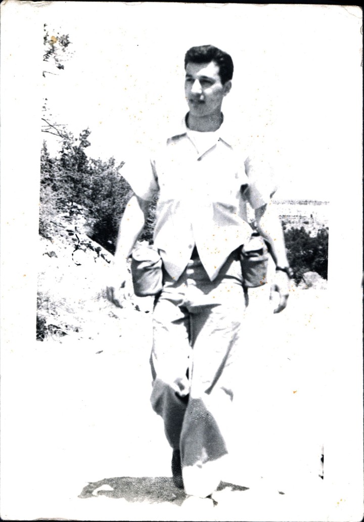 Όποτε του δινόταν η ευκαιρία, ο Νίκος Δαλιάνης που εργαζόταν στο Los Alamos NM στην κατασκευή της Ατομικής βόμβας, επισκεπτόταν τα γύρω βουνά