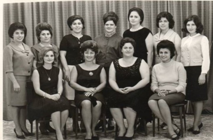 Με την ίδρυση του «Κολοσσού» δημιουργήθηκε και το γυναικείο τμήμα