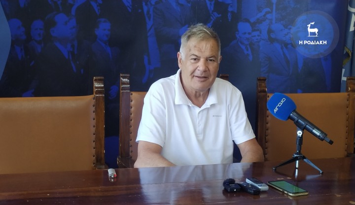 Ο κ. Γιώργος Τριάντος