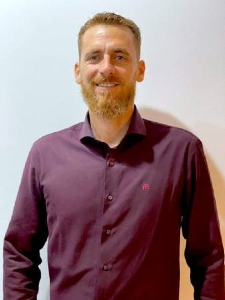 Θωμάτος Μιχαήλ: 535