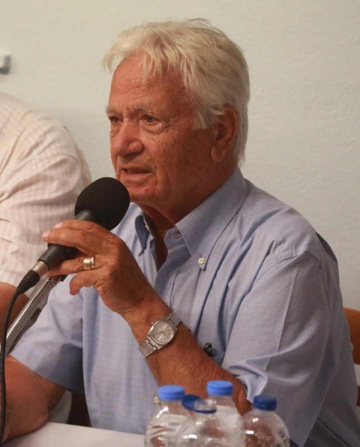 ο πρ. Διευθυντής του Δημοτικού Σχολείου Διαφανίου Καρπάθου Γιάννης Γεωρ. Τσέρκης.