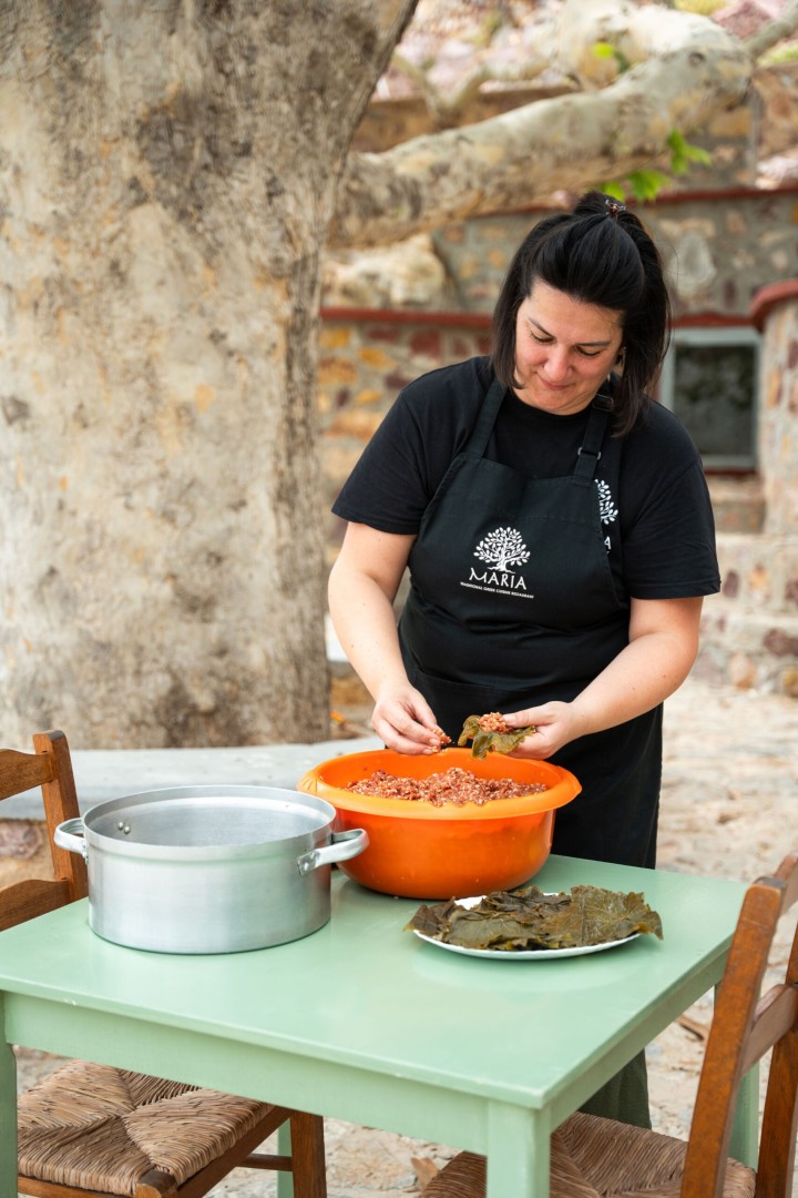 H Μιχαλίτσα επί το έργον/Photo: Κωστής Αγγελόπουλος