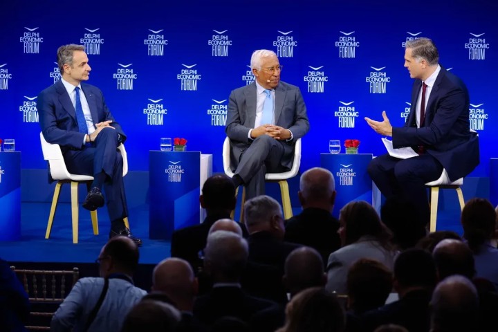 Από αριστερά: Κυριάκος Μητσοτάκης, πρωθυπουργός της Ελλάδος - António Costa, πρόεδρος του Ευρωπαϊκού Συμβουλίου - Fred Pleitgen, Senior International Correspondent CNN, Germany